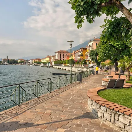 Apartment Wonderful Flat With Swimming Pool Lift And Garden Gravedona