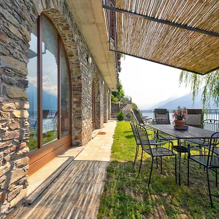 Wonderful Flat With Swimming Pool Lift And Garden Apartamento